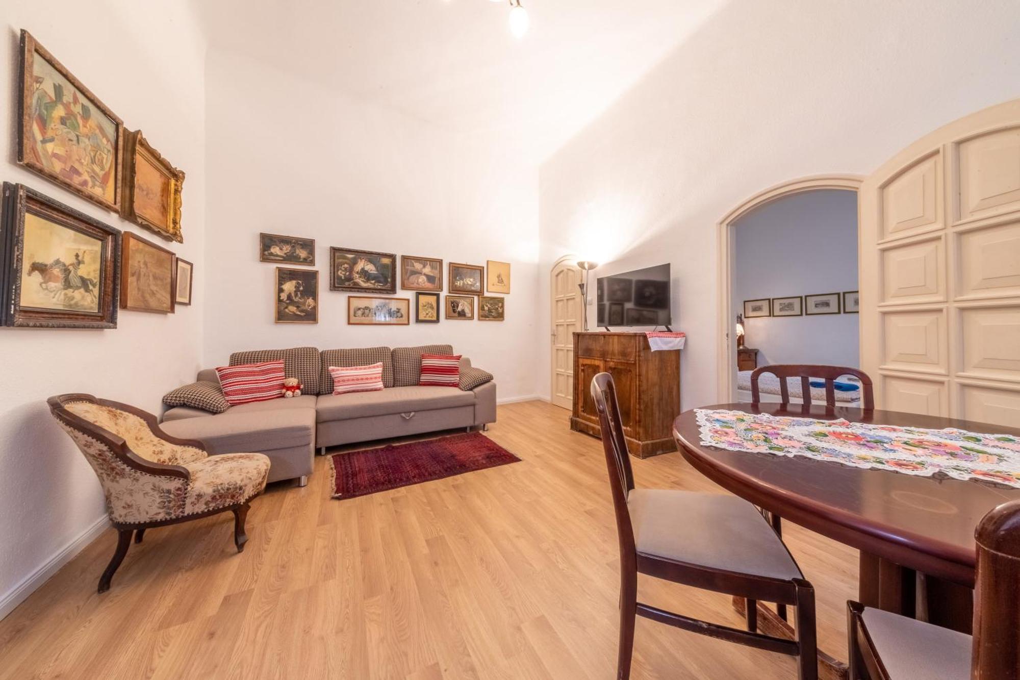 Hungarian Souvenir Appartement Boedapest Buitenkant foto