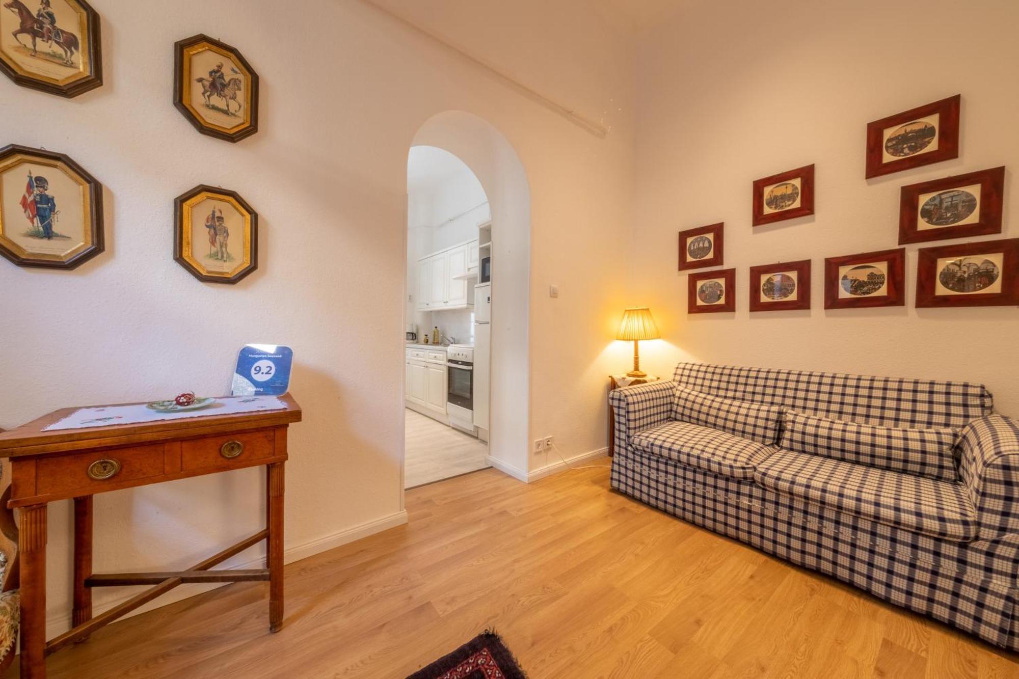 Hungarian Souvenir Appartement Boedapest Buitenkant foto